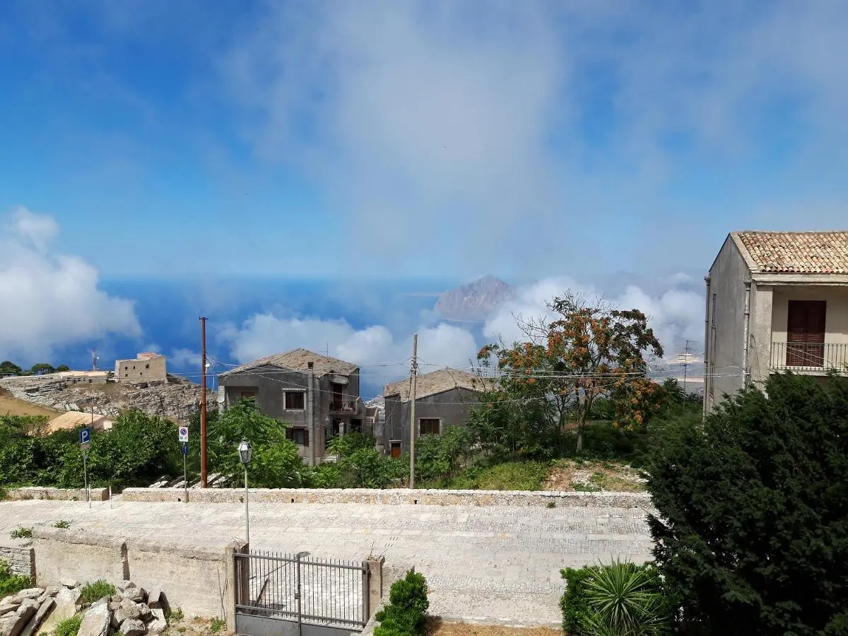 Appartamento Il Monte Erice Alloggio in famiglia